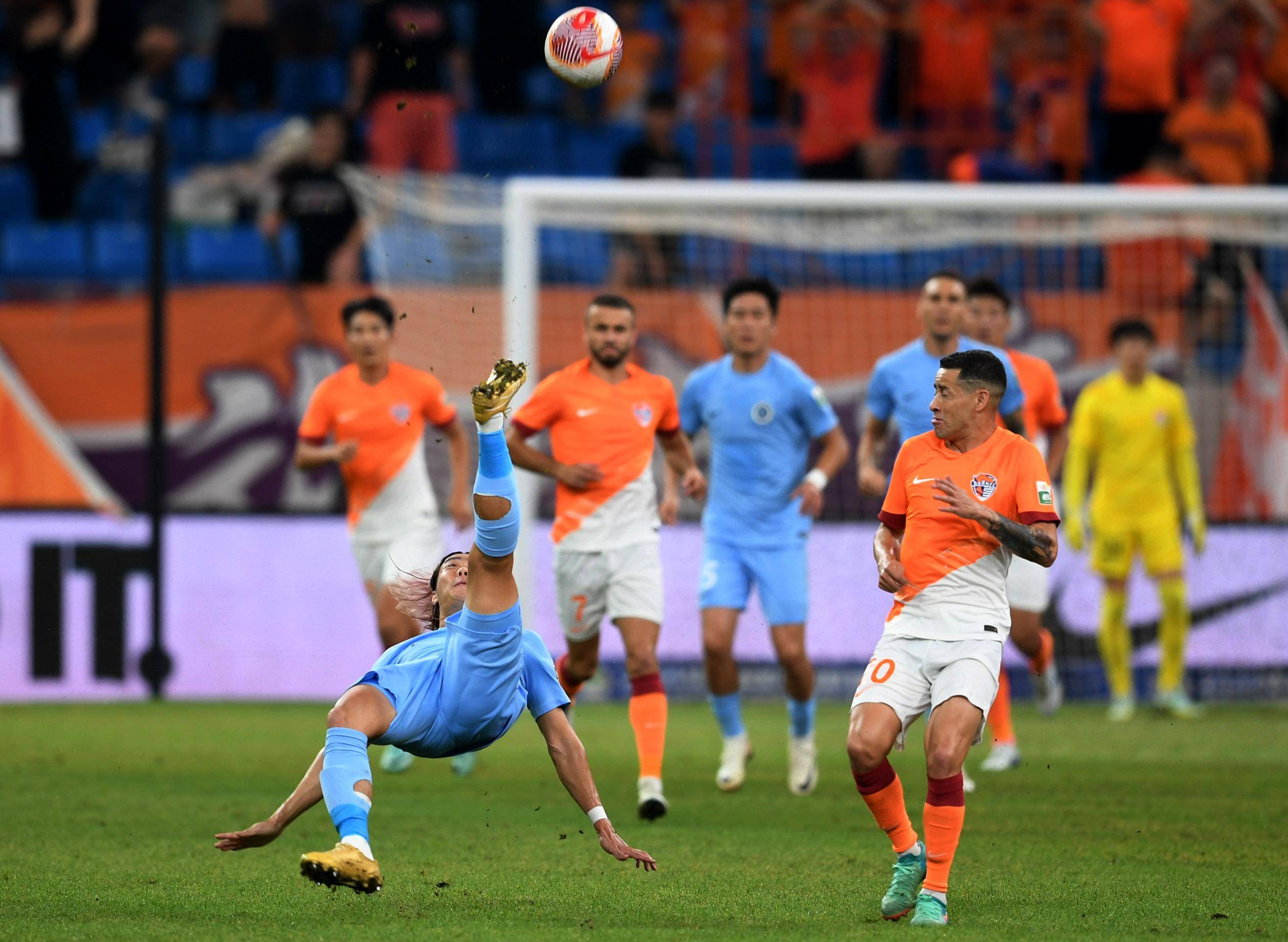 的锋线展现 的锋线展现